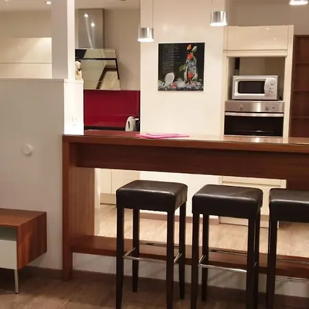 Sabrina Apartment *